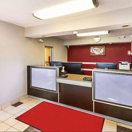 Hotel Super 8 By Wyndham Charleston Wv Extérieur photo